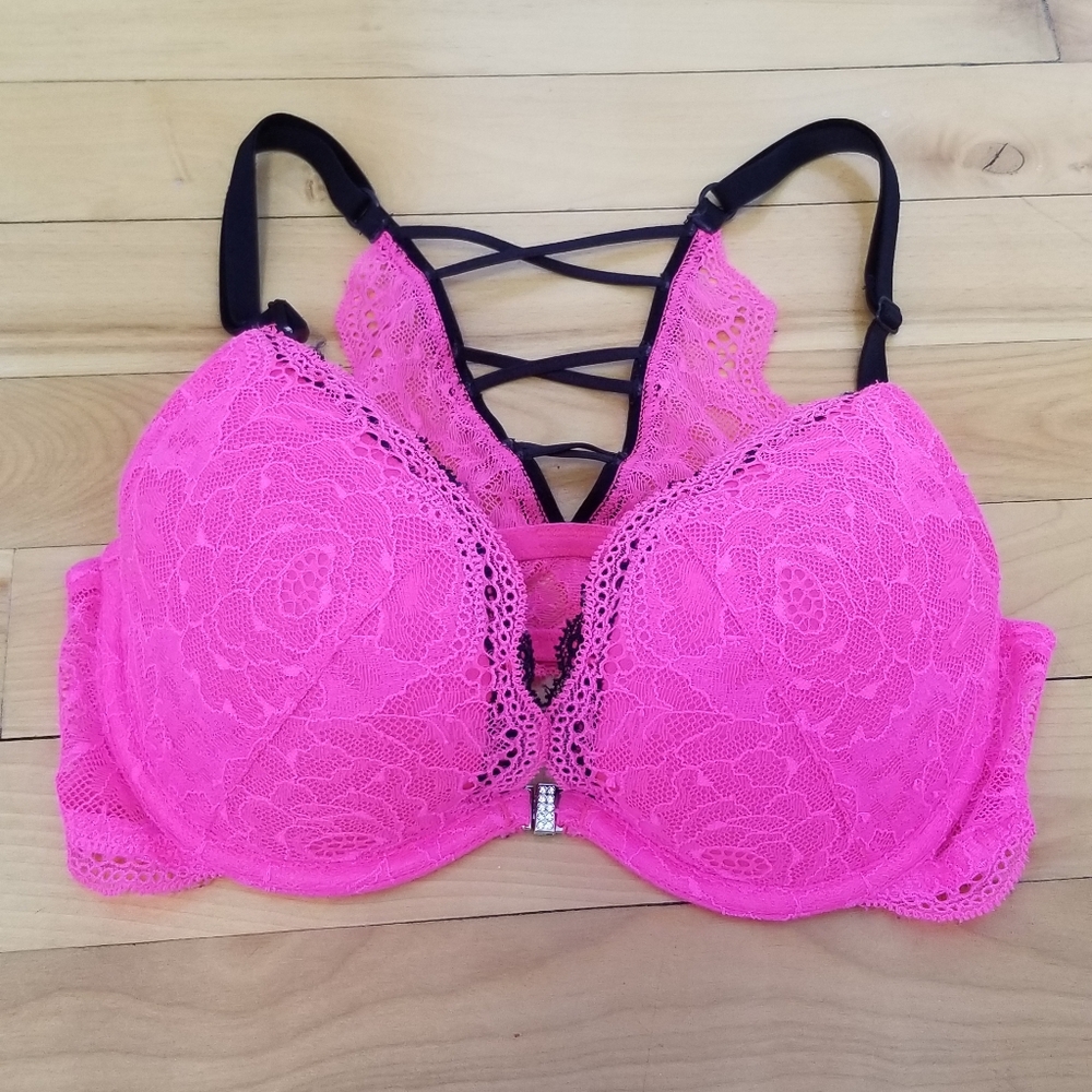La Senza bra with back details